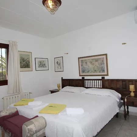 Clasica Con Piscina Privada, Cerca De La Playa Y Comodidades - Hisp-216-205 Villa