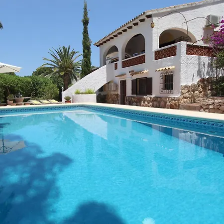 Clasica Con Piscina Privada, Cerca De La Playa Y Comodidades - Hisp-216-205